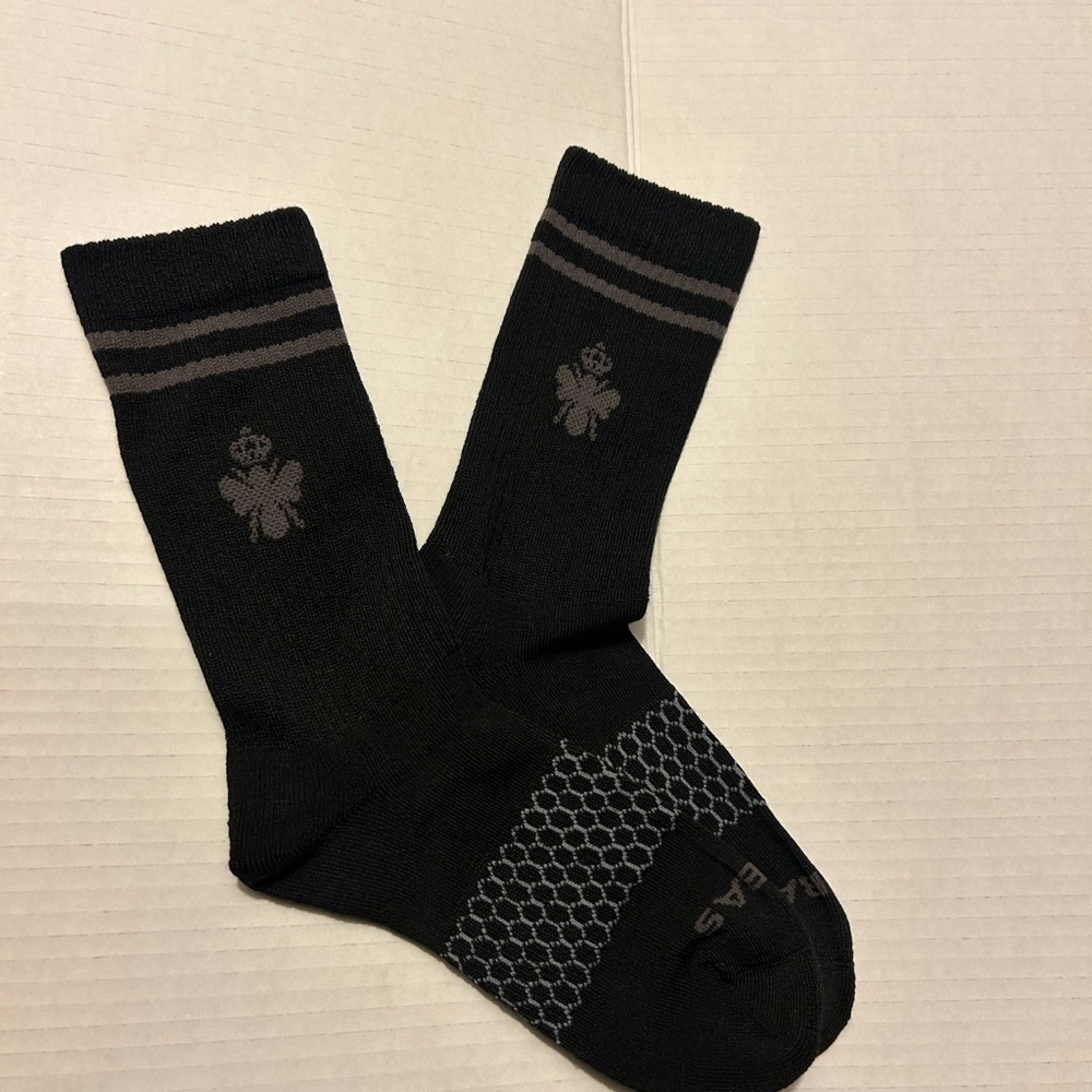 Bombas Black Socks. Medium. Unisex (men and womens) NEW! 2 pairs of socks! BOGO! - Picture 14 of 14